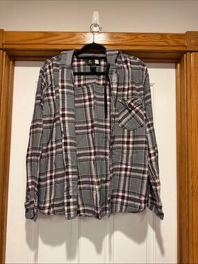 OP Gray Plaid Hooded Lightweight Shirt Jacket with Maroon Stripes